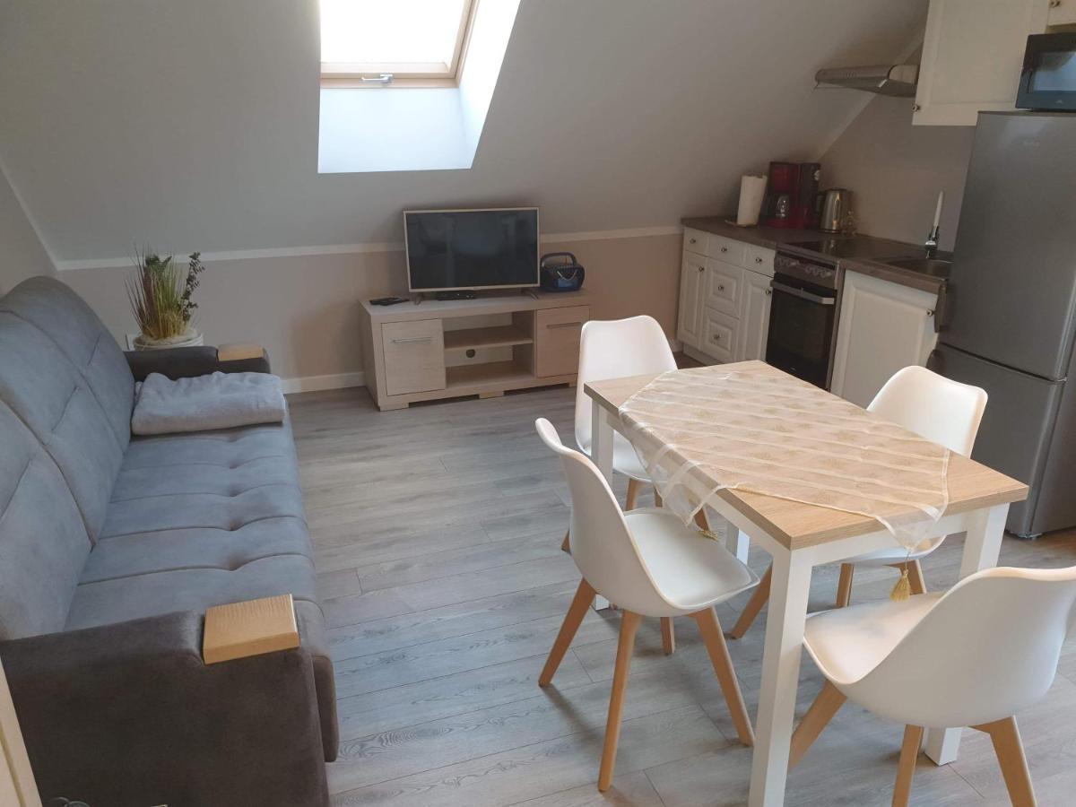 Apartament Nad Jeziorem Welle โคลเชโว ภายนอก รูปภาพ