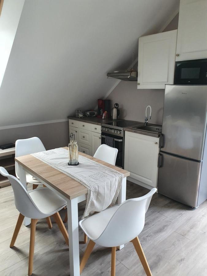 Apartament Nad Jeziorem Welle โคลเชโว ภายนอก รูปภาพ